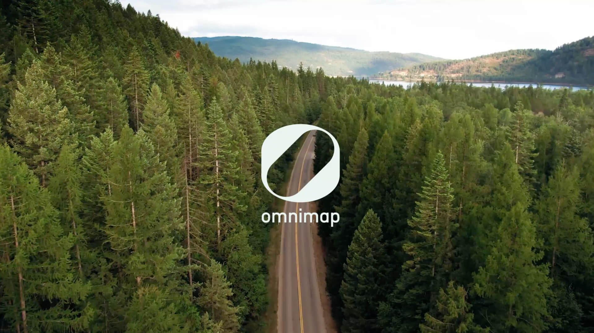 Animated reveal of the Omnimap logo mark and wordmark